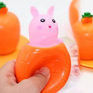1 pièce Jouet à presser télescopique Lapin Carotte de Pâques pour enfants, Jouet musical à pincer Lapin Radis, Cadeaux créatifs anti-stress - Product Image 5