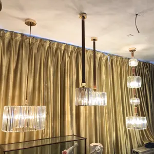 호텔 로비 높은 천장 램프 장식을 위한 주문을 받아서 만들어진 현대 금 호화스러운 가죽 수정같은 샹들리에 펀던트 램프
