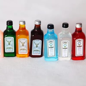Comida de juego de vino y licor en <span class=keywords><strong>miniatura</strong></span> de estilo moderno para casa de muñecas DIY accesorios de envío gratis hechos de resina - Product Image 2