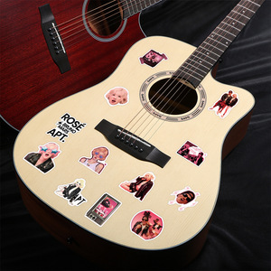 50 Uds. Hot Kpop Song APT álbum pegatinas <span class=keywords><strong>de</strong></span> grafiti para decoración <span class=keywords><strong>de</strong></span> pared <span class=keywords><strong>de</strong></span> teléfono Rosa moda Bruno Mars ROSE cantante pegatina - Product Image 6