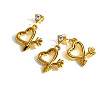 Boucles d'oreilles clous de créateur haut de gamme, nouveau style, tendance, en acier inoxydable 316 plaqué or, motifs cœur et flèche, avec diamants, pour le commerce transfrontalier