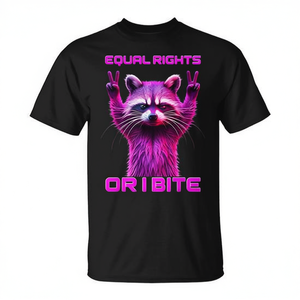 Camiseta Feminist Raccoon Equal Rights Or I Bite de manga corta con cuello redondo, unisex, para adultos, con impresión digital, promocional - Product Image 2