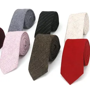 Vendita calda oem odm cravatta lavorata a maglia in lana di seta cravatte da uomo d'affari cravatta in lana rossa
