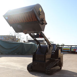 Le plus récent CE Euro V EPA Mini Skid Steer Loader 900kg 1000kg 1200kg Seau Fourches Chargeur frontal Noyau Moteur Pompe Qualité certifiée - Product Image 4