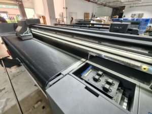 Impresora UV Híbrida de Alta Velocidad de 1.9m con 3 Cabezales <span class=keywords><strong>Epson</strong></span> I3200-U1, Impresora UV Multifuncional de Rollo y Cama Plana para Uso Industrial - Product Image 4