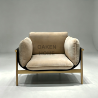 Fauteuil d'appoint en velours de luxe moderne OAKEN, structure en métal doré, canapé individuel VIP rembourré, fauteuil Totu pour salon