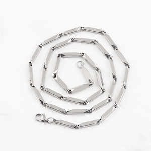 Collar de acero de titanio con forma de diamante, accesorio versátil, cadena de acero inoxidable, largo y elegante para usar en capas. - Product Image 5