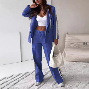 Conjunto Elegante de 2 Piezas para Mujer, Sudadera con Capucha y Solapa, Chaqueta de Manga Larga con Rayas en Contraste, Pantalones Rectos, Traje Femenino, Otoño 2024 - Product Image 2