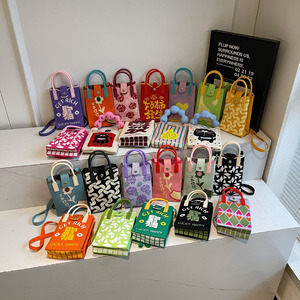 Borsa per Telefono Mini in Maglia dal Design Originale, Carina e Versatile, Compatta e Portatile, Tracolla Piccola Quadrata alla Moda - Product Image 2