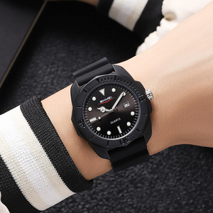 Skmei Men's Quartz Watch Black Silicone Strap Water Resistant 50m Sport Watch - Product Image 2