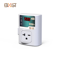 Prise de protection de tension monophasée à affichage numérique 220V avec matériau PC pour réfrigérateur et climatiseur à usage domestique