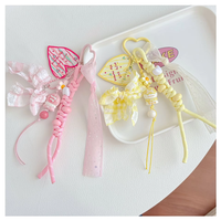 Porte-clés en résine tressée fait main, bicolore, avec breloques nœud, cœur, gâteau, fleur et pendentif amour, accessoire de sac