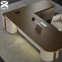 Ensemble de bureau de direction ergonomique en L moderne avec rangement intégré, design modulaire en bois pour immeuble de bureaux, mobilier de luxe