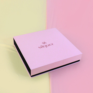 Caja de Regalo Magnética Plegable de Cartón con Tapa de Cierre Magnético, Impresión Personalizada, Papel Rosa Rígido de Lujo, con Logotipo - Product Image 2