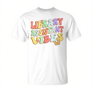 Camiseta Library Assistant Vibes con diseño retro de bibliotecario, primer día de clases - Product Image 2