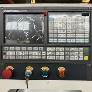 Nouveau tour CNC chinois CK6180-2000mm 3000mm 4000mm, tour CNC à banc plat pour le métal - Product Image 6