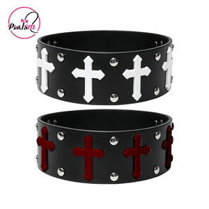 Collier ras du cou en métal style punk exclusif transfrontalier, collier croix original de la sub-culture, fabricant de colliers en cuir style punk sombre - Product Image 1