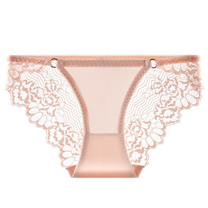 Culottes en satin et dentelle pour femmes, taille basse, transparentes, sexy, avec entrejambe en coton respirant, vente en gros - Product Image 1