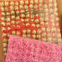 Accessoires de fleurs de mariage DIY bleu royal, 144 pièces, mini roses artificielles en mousse de 2,5 cm, mini têtes de fleurs de roses artificielles