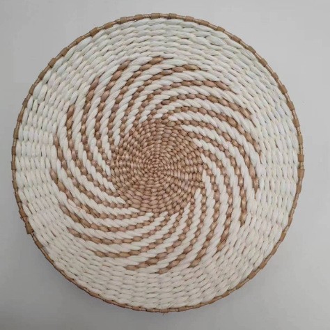 Fleur tournante blanc laiteux de 40 cm