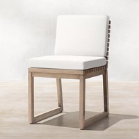 Ensemble de table et chaises de jardin en teck massif de style nordique personnalisable pour une utilisation en bord de piscine et sur la plage