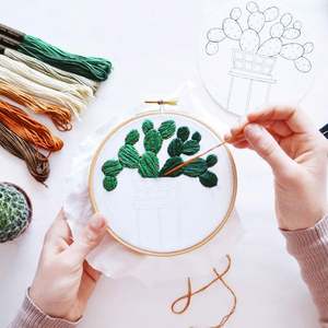 50 pelotes de fil à broder pour bracelets d'amitié, fils à broder colorés, fils à broder pour point de croix, outils de couture DIY - Product Image 2