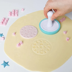 Sellos <span class=keywords><strong>de</strong></span> Galletas Ecológicos <span class=keywords><strong>de</strong></span> Plástico con Letras y Números Personalizados para Galletas, Alfabeto, Números, Símbolos, Cortadores <span class=keywords><strong>de</strong></span> Galletas DIY - Product Image 4