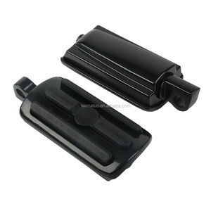 Reposapiés Universales para Motocicleta de 10 mm para <span class=keywords><strong>Harley</strong></span> <span class=keywords><strong>Davidson</strong></span> XF210308 - Product Image 2