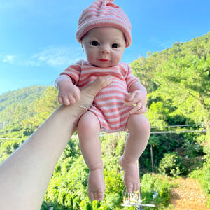 Muñeco Bebé <span class=keywords><strong>Reborn</strong></span> de Silicona Sólida de Cuerpo Completo de 33 cm, <span class=keywords><strong>Realista</strong></span>, <span class=keywords><strong>Muy</strong></span> Suave, con Tacto Real, Color de Piel, Muñeco de Moda, Juguete Artístico - Product Image 6