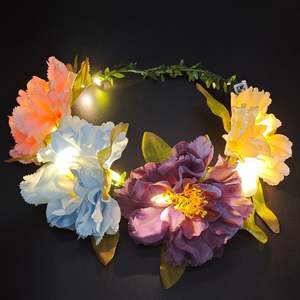 2024 nuevo precio barato hermosa flor luminosa LED corona elegante <span class=keywords><strong>diadema</strong></span> para fiesta evento boda - Product Image 2