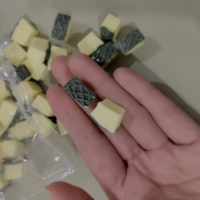 100 pièces de cabochons plats en résine 3D en forme de tranches de melon, mignons cabochons en résine de melon miel pour la nourriture de maison de poupée, breloques pour slime