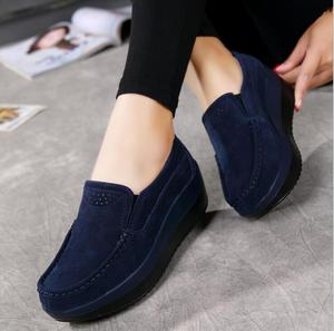 Sh10585a Nuevo Modelo 2025 Zapatos Casuales para Mujer Slip-On con Plataforma de 4cm - Product Image 3