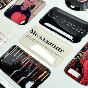 Autocollant 3D personnalisé en époxy, étanche, transparent comme du cristal, en PVC, pour logo, idéal pour ordinateur portable, skateboard, bagages, et branding - Product Image 1