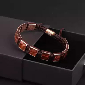 Bracciale da <span class=keywords><strong>uomo</strong></span> in macramè intrecciato con perline rettangolari in <span class=keywords><strong>pelle</strong></span> con Logo personalizzato di alta qualità JBS10213 - Product Image 5