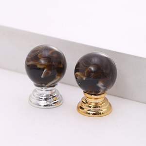 Armoires de chevet et armoires de style moderne haut de gamme en stock avec poignées en jade, vente en gros disponible - Product Image 4