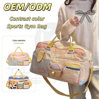 Produsen Tas Gym Blok Warna OEM ODM Kapasitas Besar Multi Kantong Tas Duffel Perjalanan Tahan Air Tali Bahu Dapat Disesuaikan