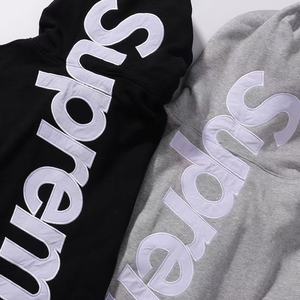 Nouvel ensemble tendance de sweat-shirt à capuche et pantalon amples brodés au dos pour hommes et femmes - Product Image 2
