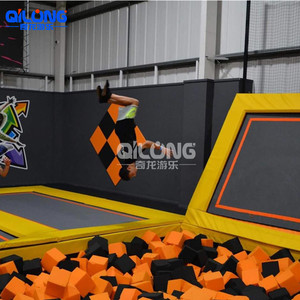 Juego de baloncesto con certificado TUV ASTM ISO90001 parque de atracciones para saltar, parque de atracciones para interiores, trampolín con tobogán colorido - Product Image 6