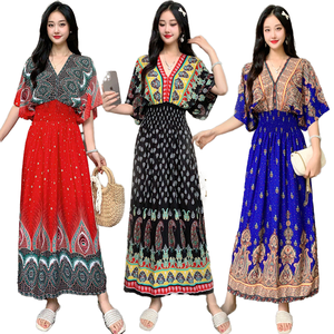 المرأة الصيف فستان ماكسي نمط جديد أحمر طباعة الأزهار فضفاضة الخامس الرقبة الساتان جنوب شرق آسيا أزياء الشاطئ عارضة للنساء - Product Image 1