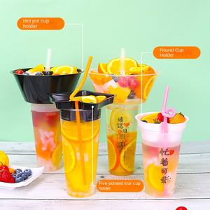 كوب فقاعات 2 في 1 للوجبات الخفيفة والمشروبات للاستخدام مرة واحدة مع غطاء بلاستيكي أسود بقطر 90 مم وحامل كوب للهوت بوت - Product Image 1