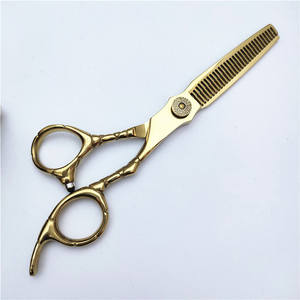 Ciseaux de coiffure Inoue Kazaku Gold, ciseaux à effiler de 62mm pour styliste de beauté, droitier, en acier inoxydable 440C - Product Image 3