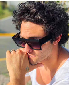 Gafas de Sol Unisex de Moda 2021 para Hombre y Mujer, Gafas de Sol Irregulares con Espejo, Gafas de Sol Cuadradas Extra Grandes - Product Image 1