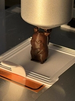 Distributeur automatique de chocolat 3D haute précision à sortie rapide, en libre-service pour les attractions touristiques, les centres commerciaux, les musées et les magasins