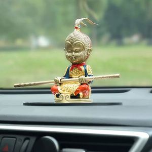 Figura de Latón de Wukong, el Gran Sabio Igual al Cielo, de la Serie 'Viaje al Oeste', con Técnica de Pincel, Juguete Artesanal, Regalo para el Hogar y la Oficina, Bastón Dorado - Product Image 3