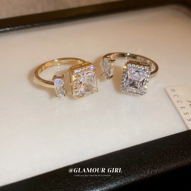 2023 Dourado Zircão Quadrado Aberto Anel Personalizado Luz De Luxo Índice De Dedo Anel Moda Simples Nova Jóias para As Mulheres