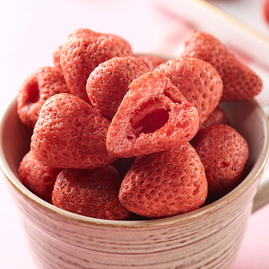 Organic 1kg Bulk Factory Wholesale Freeze-Dried Whole Strawberries Ready-to-Eat Sweet <strong>Hard</strong> Snack <strong>Fruit</strong> Snacks - Product Image 3
