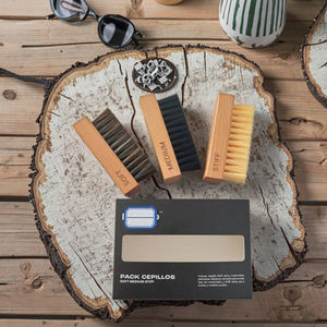 Cepillo de Limpieza para Zapatos y Tenis con Mango de Madera Barnizada, Cerdas Suaves, Medias y Rígidas, Suministro de Fábrica, Paquete con Caja - Product Image 3