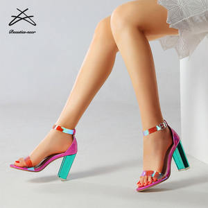 Sandali Estivi da Donna RTS 35-42, <span class=keywords><strong>Scarpe</strong></span> <span class=keywords><strong>con</strong></span> <span class=keywords><strong>Tacco</strong></span> Rosa Shocking, Calzature Trasparenti Multicolore <span class=keywords><strong>con</strong></span> <span class=keywords><strong>Tacco</strong></span> Quadrato - Product Image 3