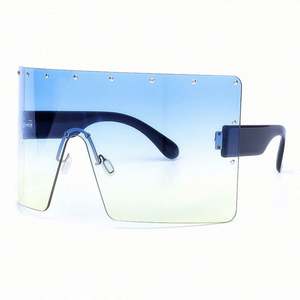 Gafas de Sol de Moda 2021, Lentes de Una Pieza con Protección UV400, Gafas de Sol Extra Grandes sin Montura para Mujer - Product Image 3