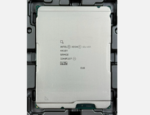 CPU para Servidor de Datos Intel Xeon Silver 4410Y SRMGE, 12 Núcleos, 2.00GHz, 150W, LGA4677, DDR5 - Product Image 1
